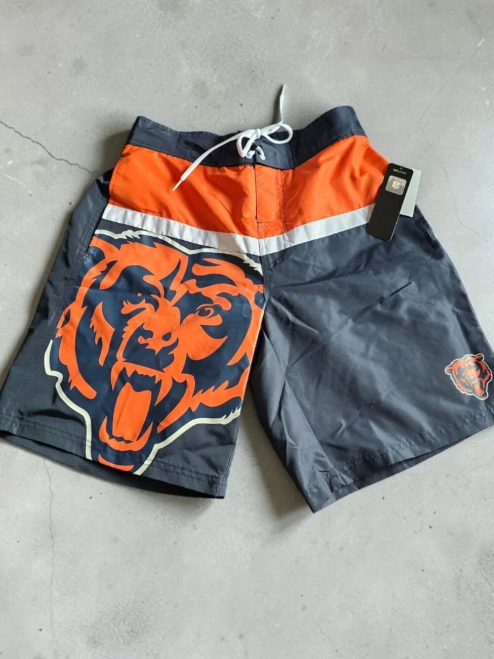 NWT G-III SPORTS Carl Banks Navy Chicago Bears Sea Wind Swim Trunks
